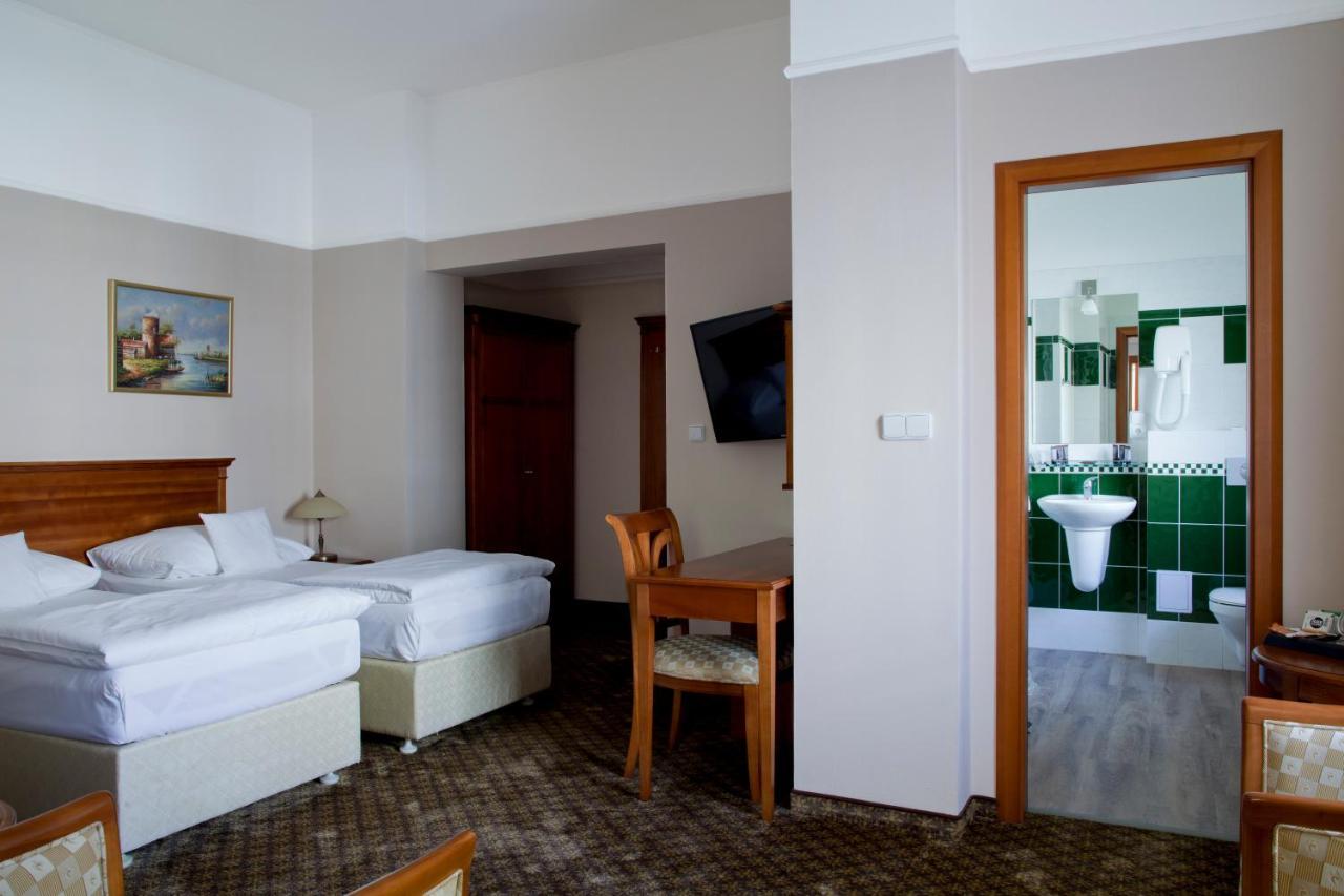 Wellness Hotel Ida Františkovy Lázně Dış mekan fotoğraf