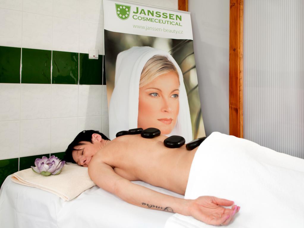 Wellness Hotel Ida Františkovy Lázně Dış mekan fotoğraf